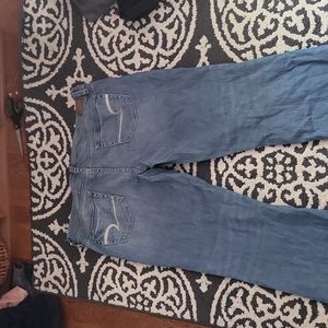 American eagle Jean's